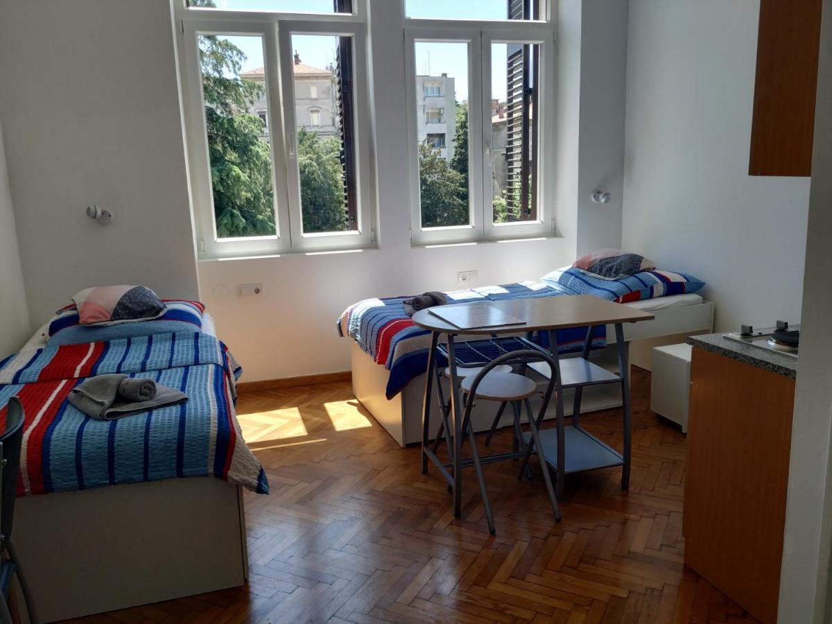 PUY Apartments Todorovic מראה חיצוני תמונה