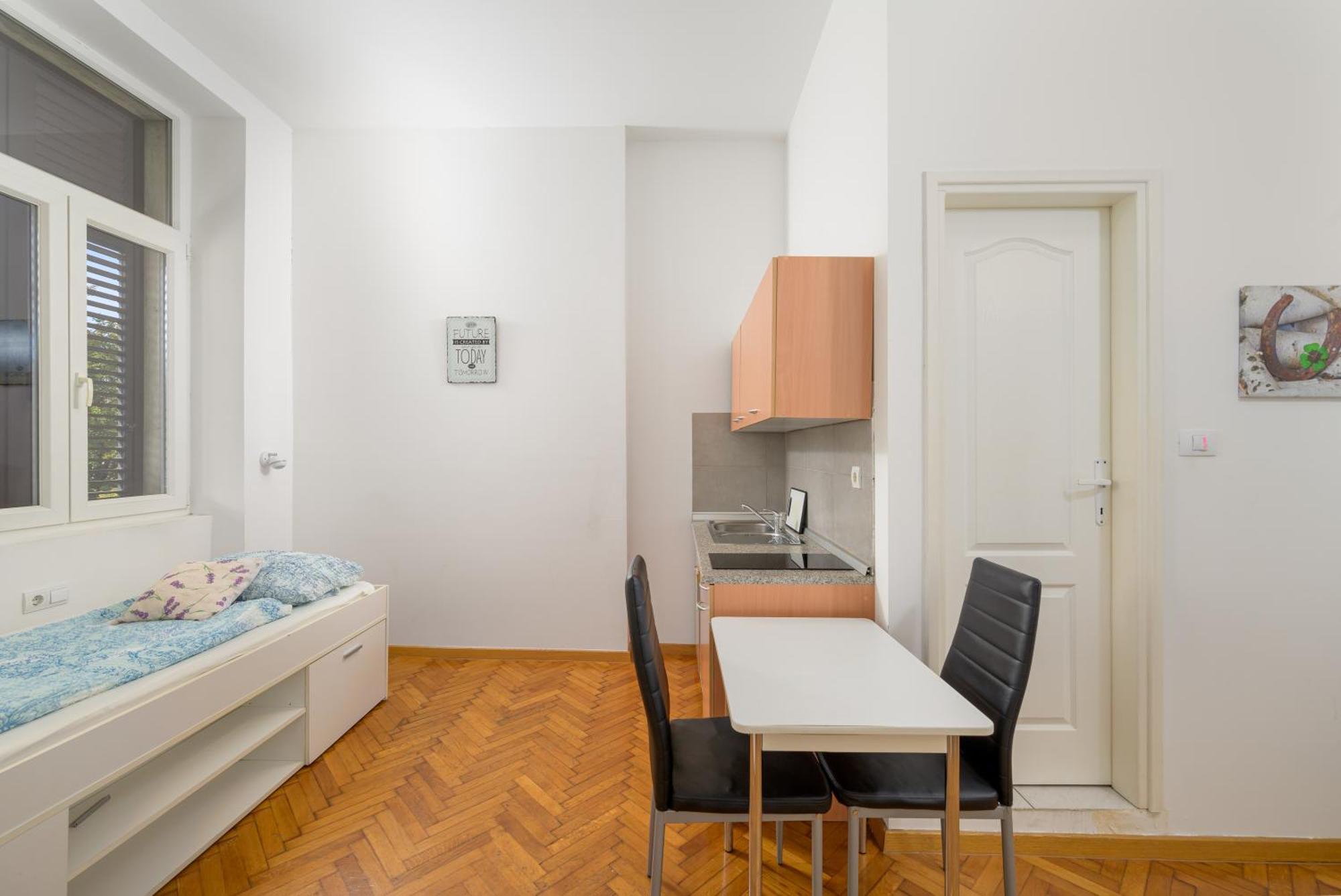 PUY Apartments Todorovic מראה חיצוני תמונה